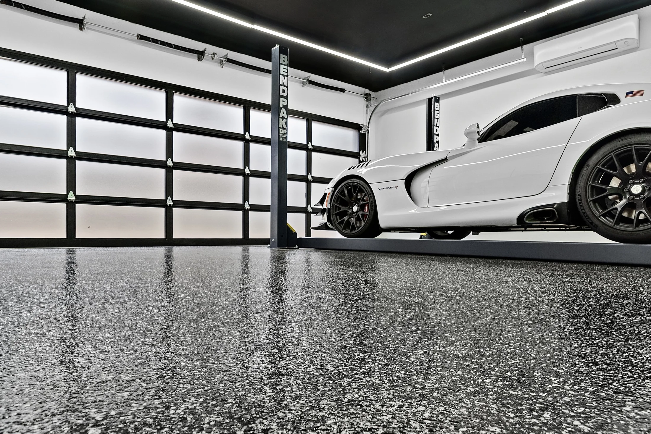 Finished gray epoxy garage floor coating by 360Epoxy
